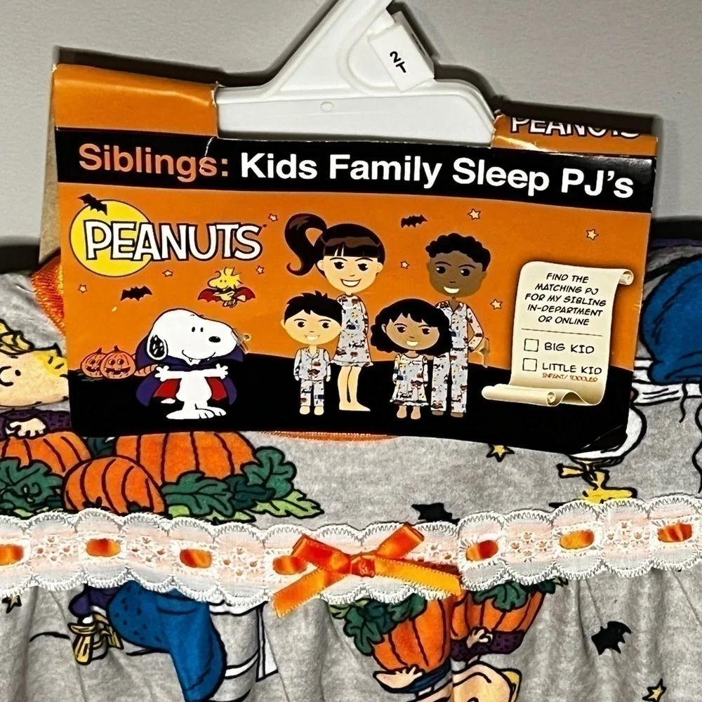 Kid’s Peanuts Halloween Sleep Pajama Pj’s Size 2T